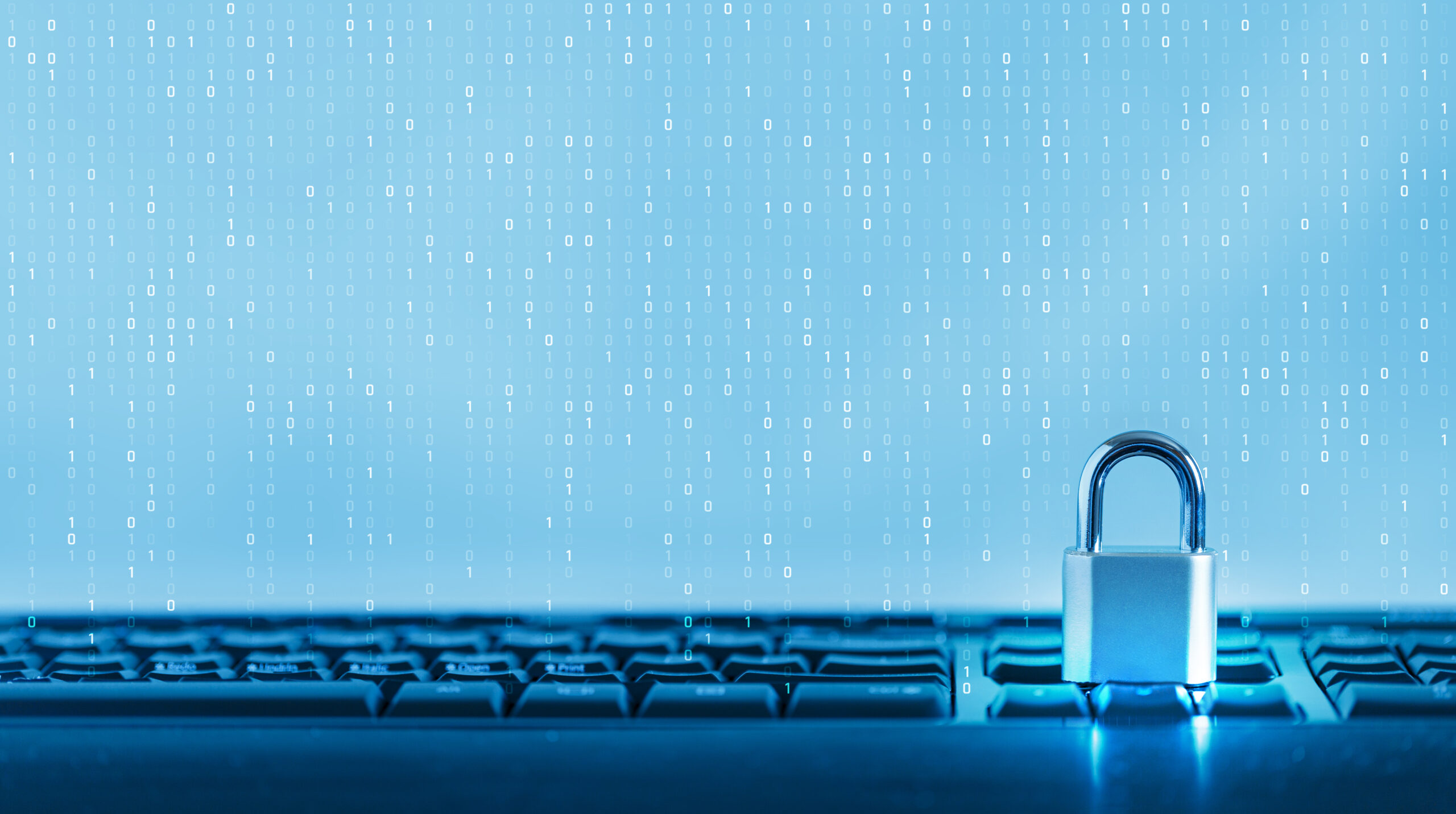 Candado ciberseguridad en dispositivo. Qué aprende una empresa al observar a un atacante